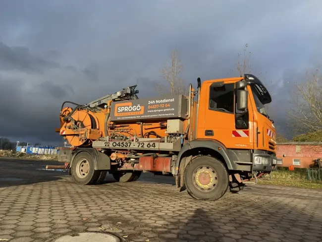  Kanalreinigungsfahrzeug.jpg